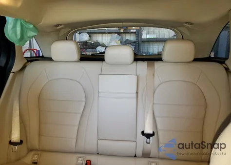 2021 Mercedes-Benz Glc 300 z USA, uszkodzony, nr VIN W1N0G8DBXMF966454